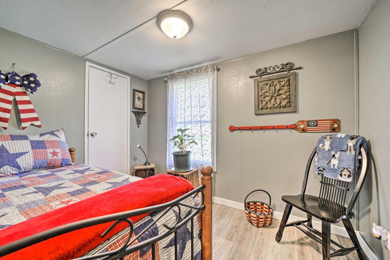 Smoky Mountain Vacation Rental With Hot Tub And Kayaks 위티어 외부 사진