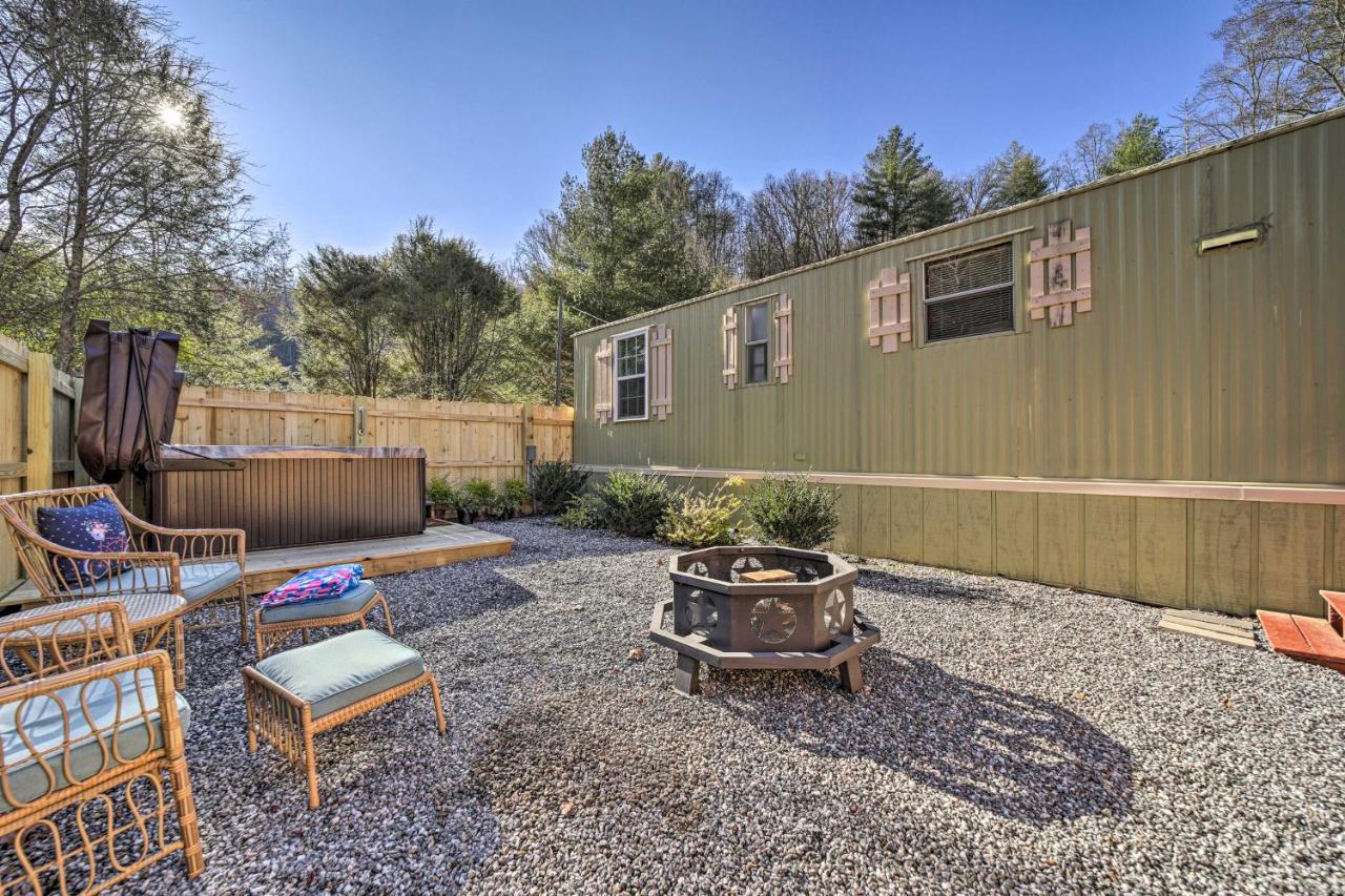 Smoky Mountain Vacation Rental With Hot Tub And Kayaks 위티어 외부 사진