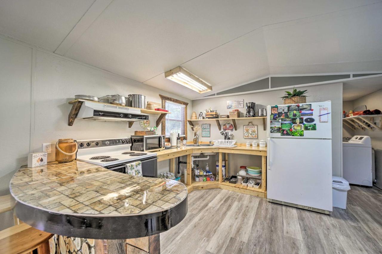 Smoky Mountain Vacation Rental With Hot Tub And Kayaks 위티어 외부 사진