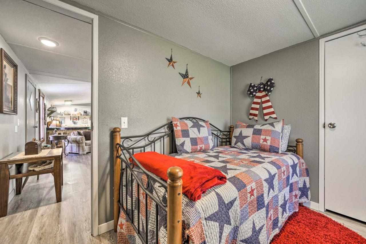 Smoky Mountain Vacation Rental With Hot Tub And Kayaks 위티어 외부 사진