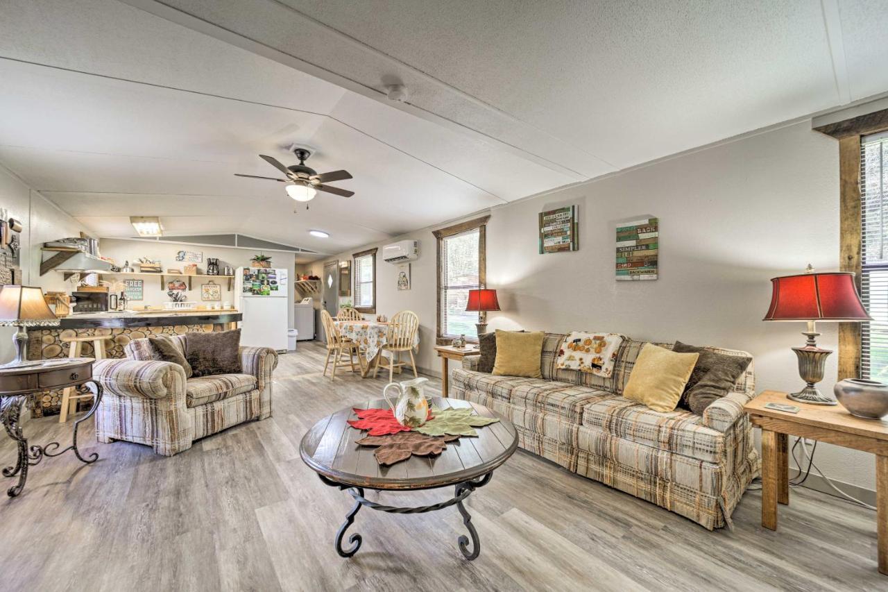 Smoky Mountain Vacation Rental With Hot Tub And Kayaks 위티어 외부 사진